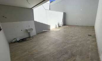 Imagem 7: Com 03 Suítes e 4 Vagas! Em excelente localização! Próximo à Av. Martim Franciso!