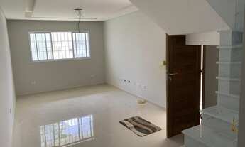 Imagem 2: Casa a venda localizada no bairro Planalto em Arujá-SP!