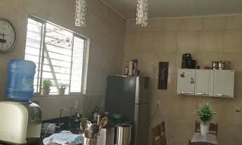 Imagem 5: Oportunidade! Vendo casa no centro perto de tudo!!