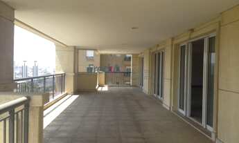 Imagem 2: Apartamento com 4 suítes e 6 vagas de garagem no Panamby