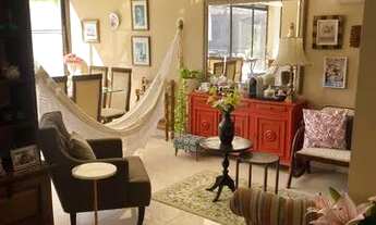 Imagem 2: Casa Condomínio Santa Mônica Residências para venda com 750 ms de terreno e com 5 qts ( 3