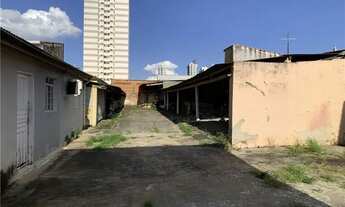 Imagem 3: Excelente imóvel para locação no centro, em área privilegiada, possui uma casa ampla com p