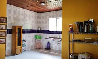 Imagem 3: Casa de condomínio térrea para venda possui 296 metros quadrados com 1 quarto