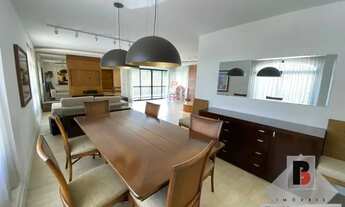 Imagem 4: Apartamento para aluguel e venda possui 255 metros quadrados com 4 quartos