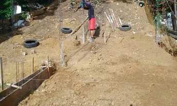 Imagem 4: Vendo lote com construção já iniciada