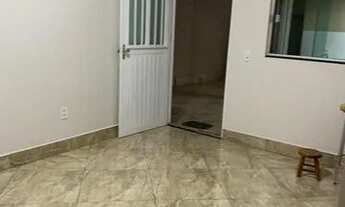 Imagem 2: Casa de fundo Casa com 1 dormitório