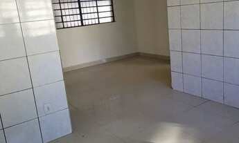 Imagem 3: 2 casas há 3 quadras da Santa Casa rua Tiradentes esquina 446m