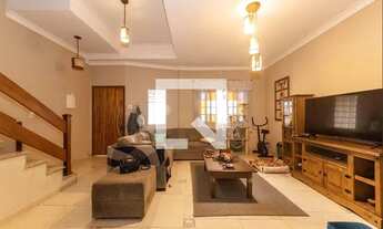 Imagem 2: Casa à Venda - Santa Paula, 3 Quartos, 211 m2