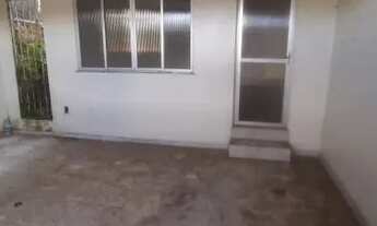 Imagem 2: Casa documentada com 3/4 sendo suíte conj. Guajará 1 prox. Padaria Assis