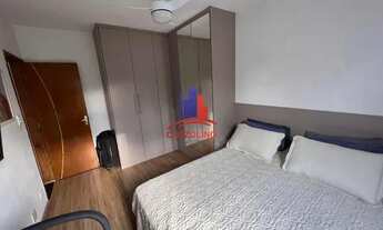 Imagem 5: Venda - Apartamento todo reformado, com 2 dormitórios e 1 vaga coletiva