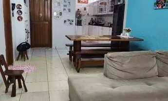 Imagem 3: Casa no Coroado 2, com três quartos, sendo uma suíte, garagem dois carros e portão autom