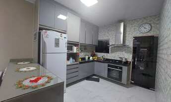 Imagem 3: Casa à venda no Parque das Nações - Flores