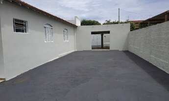 Imagem 2: Casa Centro Jales reformada