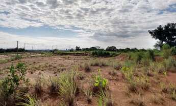 Imagem 6: Terreno em frente ao Florais da Mata!