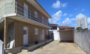 Imagem: Aluga-se casa São Jorge - Tratar com Izolda