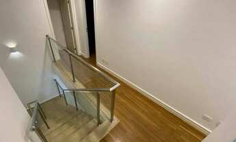 Imagem 7: Casa de condomínio para aluguel e venda possui 425 metros quadrados com 4 quartos