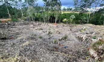 Imagem 2: Terreno em condomínio para venda possui 510 metros quadrados