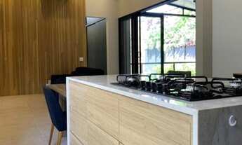 Imagem 5: Casa Contemporânea Térrea Mobiliada no Condomínio Alphaville Nova Esplanada 1 - Permuta