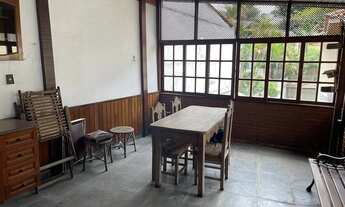 Imagem 5: Rua Tranquila e arborizada