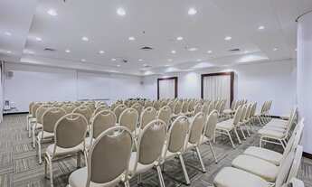 Imagem 4: Flat para aluguel possui 30 metros quadrados com 1 quarto em Moema - São Paulo - SP