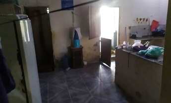 Imagem 6: Casa no centro de Itaitinga (Praça matriz