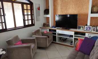 Imagem 2: Casa com 4 dormitórios + Dependência - São Francisco - Niterói/RJ