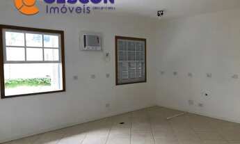 Imagem 2: Aldeia da Serra, Comercial das Estrelas