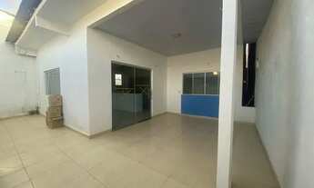 Imagem 5: Vende-se esta linda casa de dois quartos e um ponto comercial