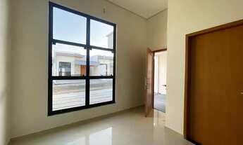 Imagem 2: Em condomínio casa no parque dez !