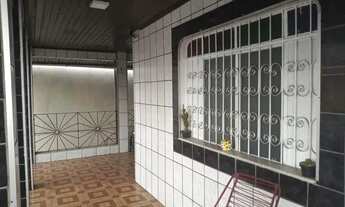 Imagem 2: Casa Duplex no Alvorada I Manaus, Casa duplex 4 quartos sendo 2 suítes, Hidro, Quintal