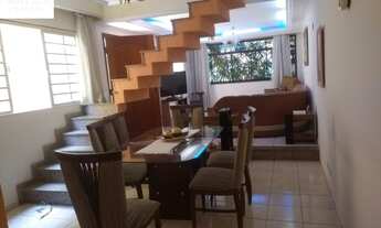 Imagem 2: CASA AMPLA COM 3 DORMITORIOS, 3 VAGAS E CHURRASQUEIRA!