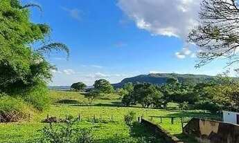 Imagem: Linda Fazenda Riquíssima em água. Linda!