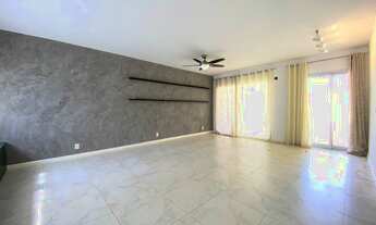 Imagem 2: Casa de condomínio sobrado para aluguel tem 380 metros quadrados com 4 quartos