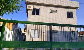 Imagem 4: Apartamento na Vila Eduardo em frente a praça principal