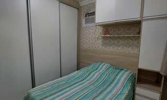 Imagem 4: Apartamento térreo com quintal de 2 quartos sendo uma suíte no condomínio Villaggio Mangui