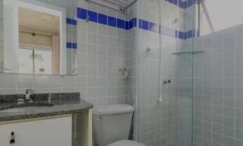 Imagem 5: Apartamento para aluguel e venda possui 70 metros quadrados com 2 quartos