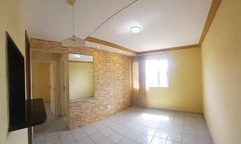 Imagem 2: Vendo apartamento 3º andar todo reformado 2 qts no Residencial Cristina Tavares no Janga