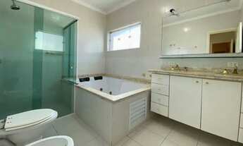 Imagem 5: Casa de condomínio para aluguel tem 300 metros quadrados com 4 quartos