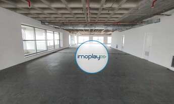 Imagem 4: Conjunto comercial com 310m² vão livre, com piso elevado e 09 vagas de garagem