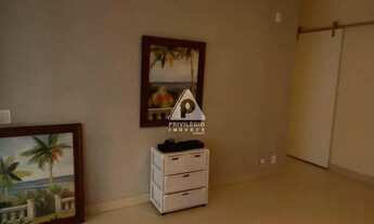 Imagem 6: IMÓVEL 3 QTOS/STE E DUAS VAGAS. RUA NOBRE COM SEGURANÇA TOTAL