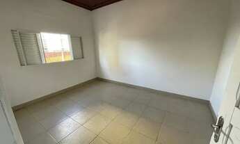 Imagem 6: Casa três quartos no centro