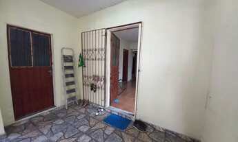 Imagem 2: Casa 3 quartos no Colônia Terra Nova, Bairro Florestal, próximo a Escola Municipal Saba Ra