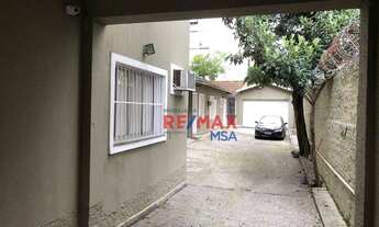 Imagem 5: 422 m² - Testada 10,30 - Área Const. 232m² - Zoneamento ZEU