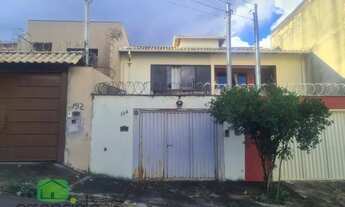 Imagem: Casa com 3 dormitórios à venda em Contagem