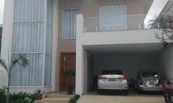 Imagem: Casa à venda no bairro Vila Domingues