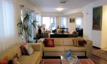 Imagem 2: Apartamento na Rua Rafael de Barros para venda com 304 m3 com 4 quartos