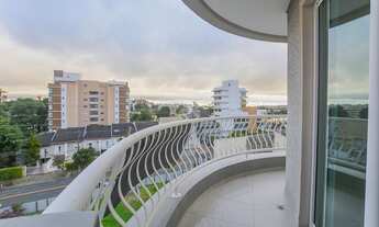 Imagem 3: Apartamento para venda possui 145 metros quadrados com 3 quartos em Ahú - Curitiba - PR