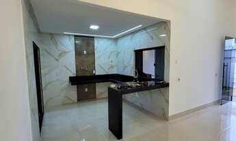 Imagem 6: Casa no setor Brisas da Mata com documentação grátis, 3 quartos e um padrão de acabamento