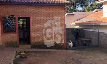 Imagem 4: Casa à Venda c/ 4 Dorms, 1 Suite, Edícula c/ 3 Cômodos, Quintal, Piscina, Churrasqueira