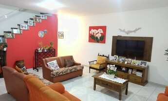 Imagem 2: JARDIM BRASIL (CENTRO) - SOBRADO COM 05 DORMITÓRIOS, SENDO 02 SUÍTES, 04 BANHEIROS, 04 VAG